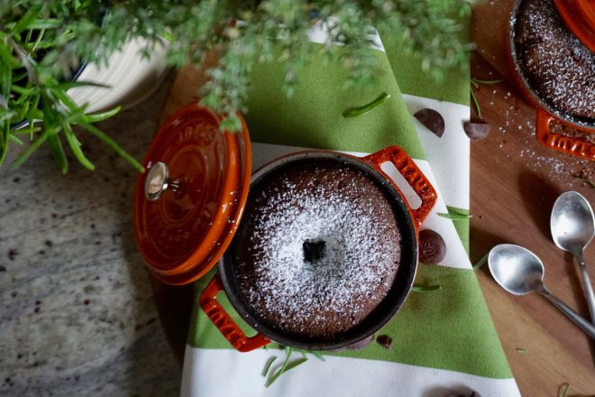 Schokoküchlein mit flüssigem Kern vom Grill – LAPÂTISSERIE