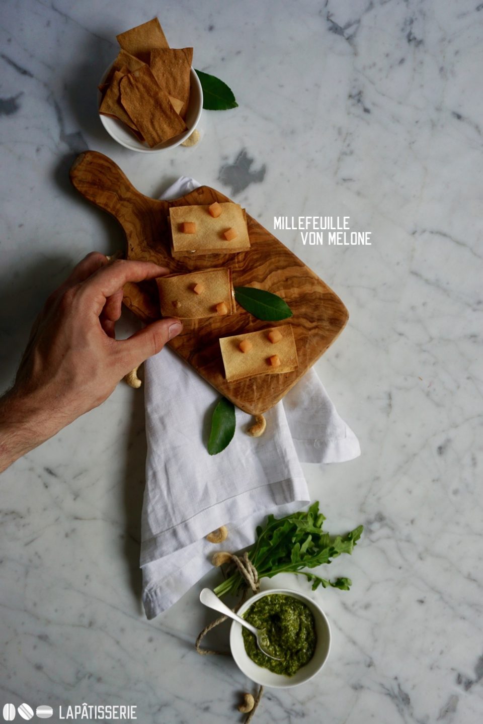 Der zweite Gang im #OneBiteMenu kommt als Millefeuille mit Melone daher.