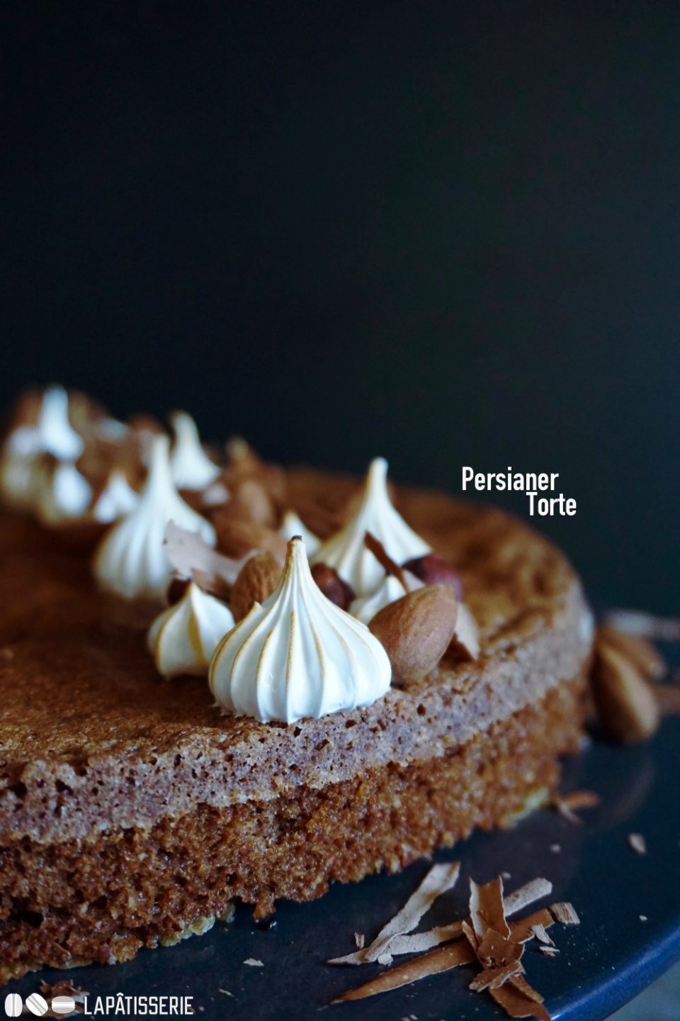 Da stecken Kindheitserinnerungen drin: Persianer Torte mit Mandeln und Haselnüssen.