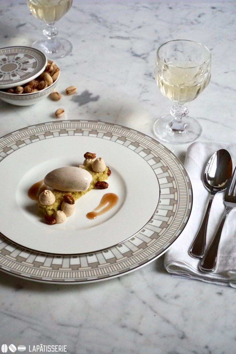 Willkommen in Konstantinopel. Dem Tor zum Orient. Ein Dessert mit Pistazien, Darjeeling und Zimt.