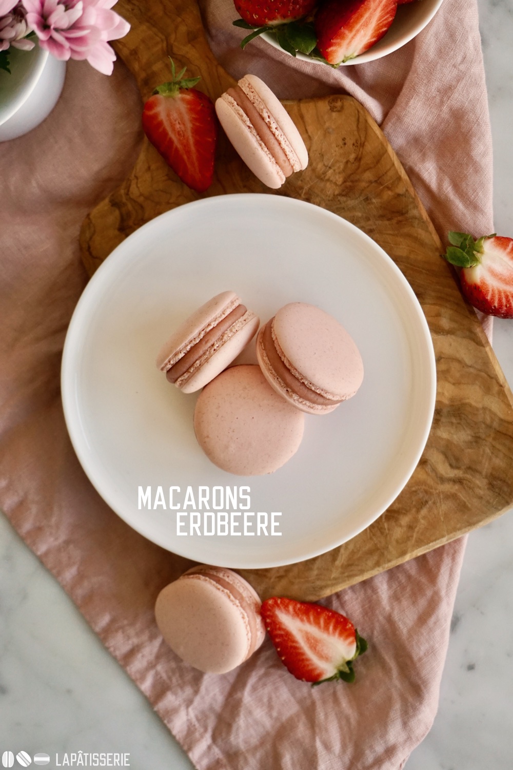 Macarons Erdbeere – LAPÂTISSERIE