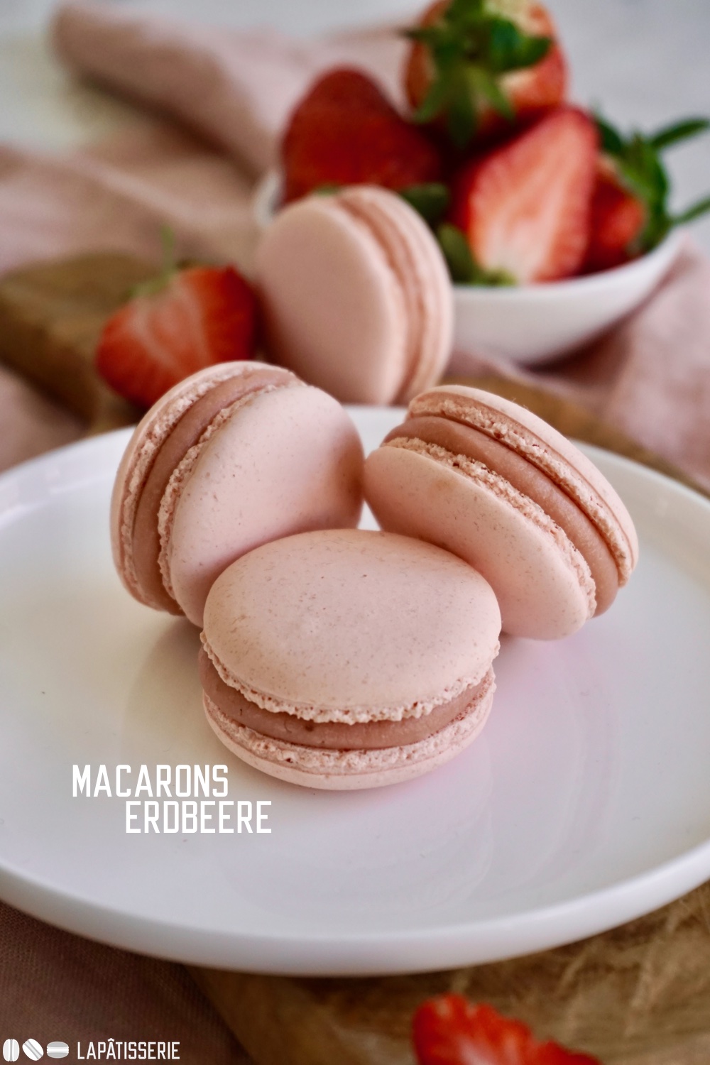 Macarons Erdbeere – LAPÂTISSERIE