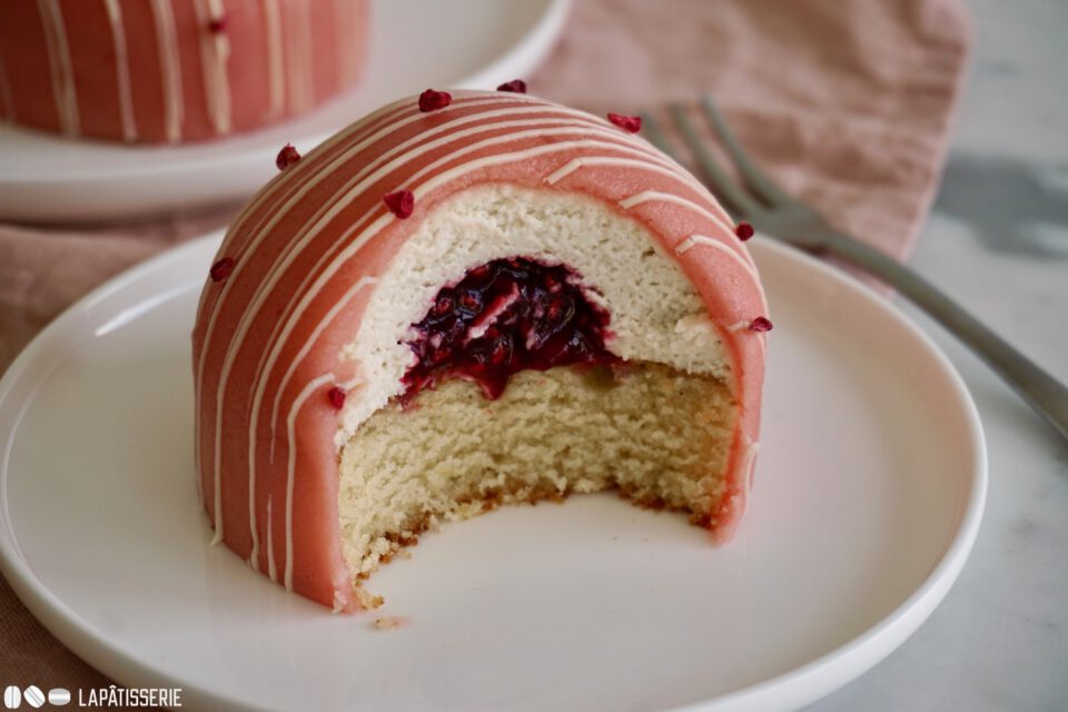 Himbeer-Marzipan-Törtchen – LAPÂTISSERIE Himbeer-Marzipan-Törtchen – LAPÂTISSERIE