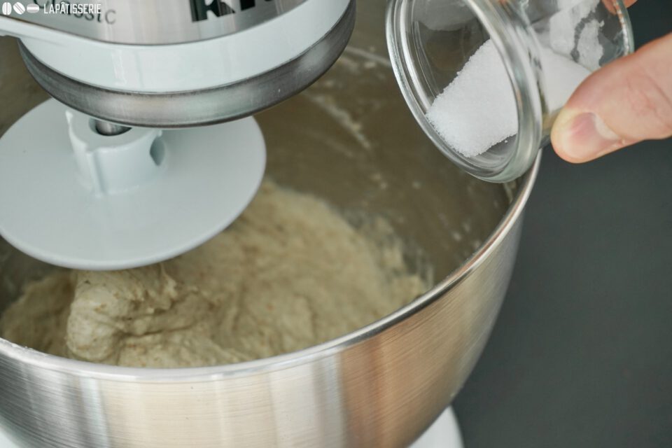 Ofenfrisches Saatenbrot – LAPÂTISSERIE Ofenfrisches Saatenbrot – LAPÂTISSERIE