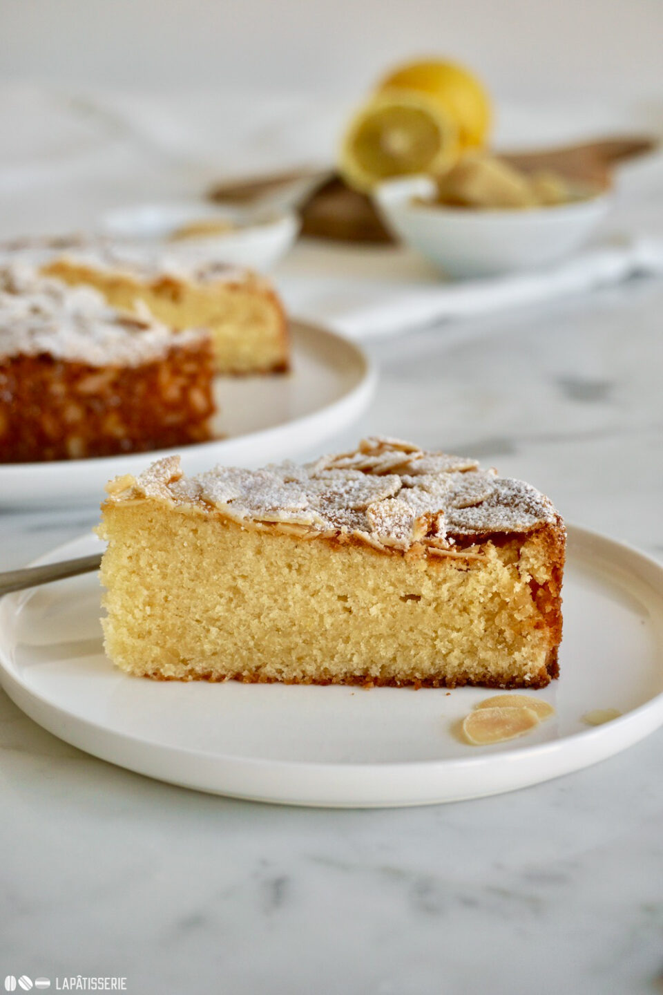 Saftiger Mandelkuchen mit Zitrone – LAPÂTISSERIE