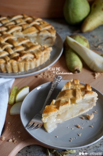Da darf der Herbst gerne bleiben: Pear Pie mit Kardamom.