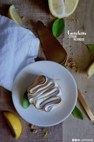 Endlich wird's wieder wärmer: Der Frühling hält Einzug mit feinen Tartelettes Citron Meringue. Endlich wird's wieder wärmer: Der Frühling hält Einzug mit feinen Tartelettes Citron Meringue.