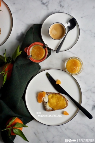 Frühstück ist doch die wichtigste Mahlzeit am Tag. Heute mal mit feiner Marmelade aus Mandarinen.