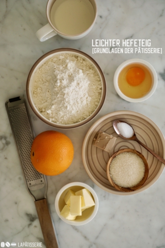 Hefeteig machen geht ganz leicht. Das perfekte Rezept dazu gibt es hier.